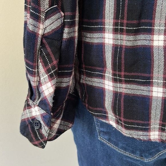 RAILS Hunter Button Down in Navy & Plum Flannel Plaid Fall Winter Sz M - Picture 10 of 13